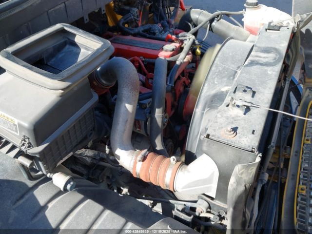 International Durastar 4300 Image 10