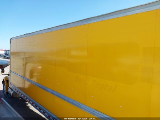 International Durastar 4300 Image 3