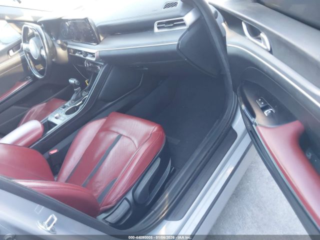 Kia K5 Gt-line Image 12