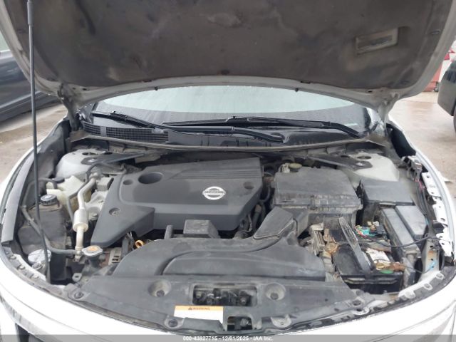 Nissan Altima 2.5 Sv Image 13