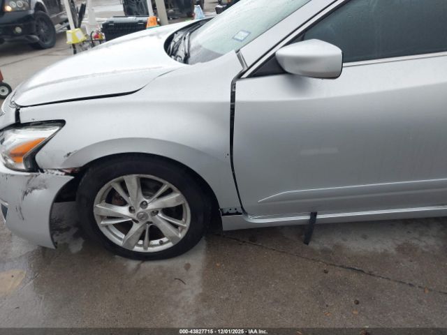 Nissan Altima 2.5 Sv Image 8