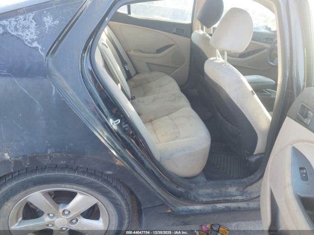 Kia Optima Lx Image 9