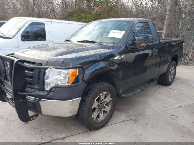 Ford F-150 Xl Image 12