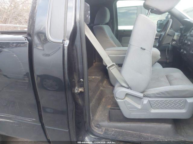 Ford F-150 Xl Image 2