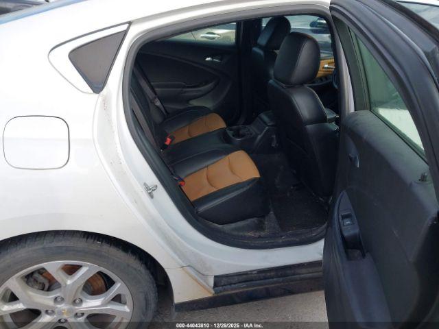 Chevrolet Volt Premier Image 9