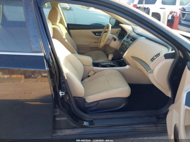 Nissan Altima 2.5 Sv Image 8