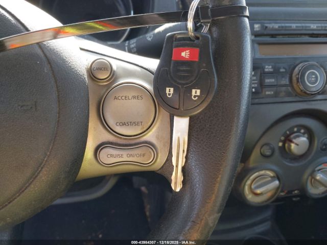 Nissan Versa 1.6 Sv Image 8