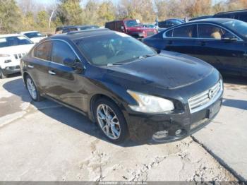  Salvage Nissan Maxima