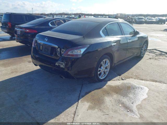 Nissan Maxima 3.5 S Image 12