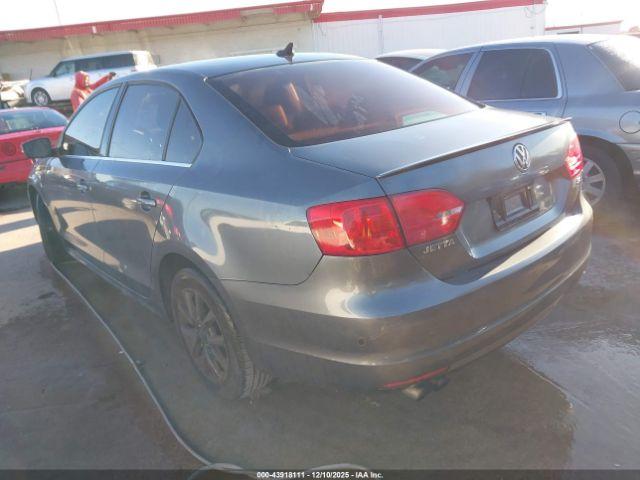 Volkswagen Jetta 1.8t Se Image 6