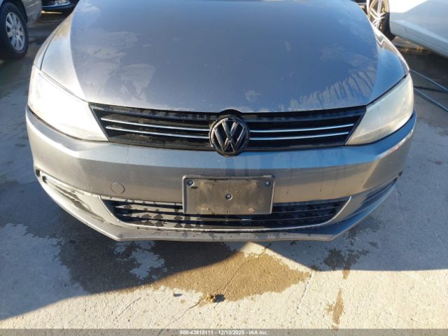 Volkswagen Jetta 1.8t Se Image 11