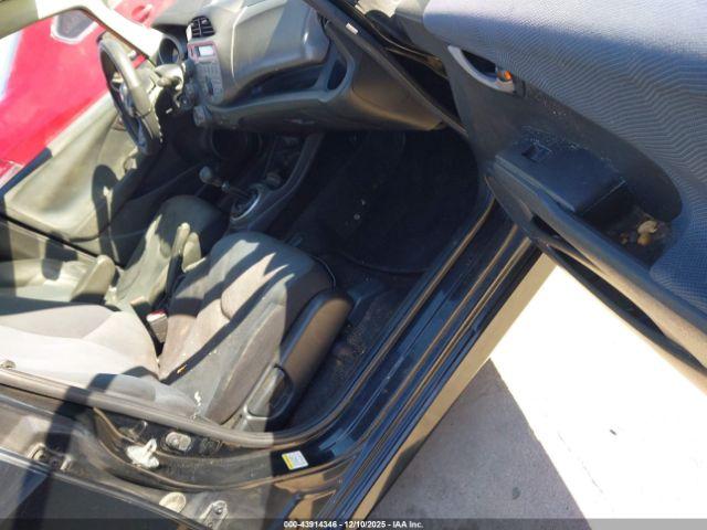 Honda Fit Sport Image 5