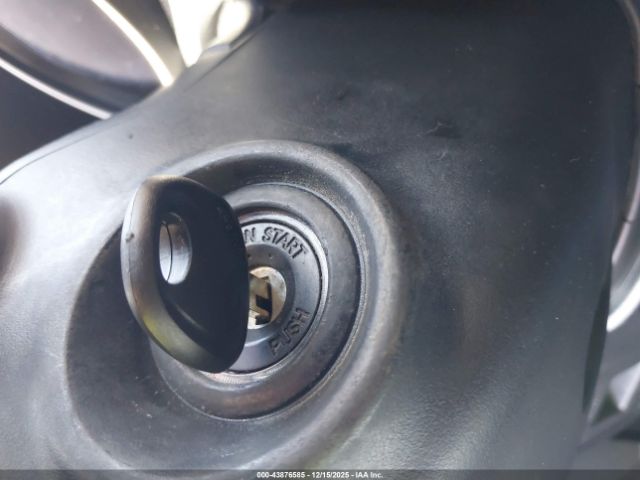 Hyundai ELANTRA Image 7