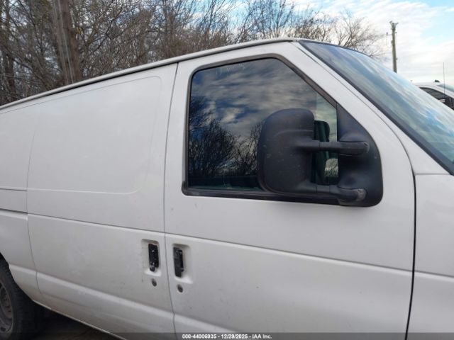 Ford E-150 Commercial Image 8