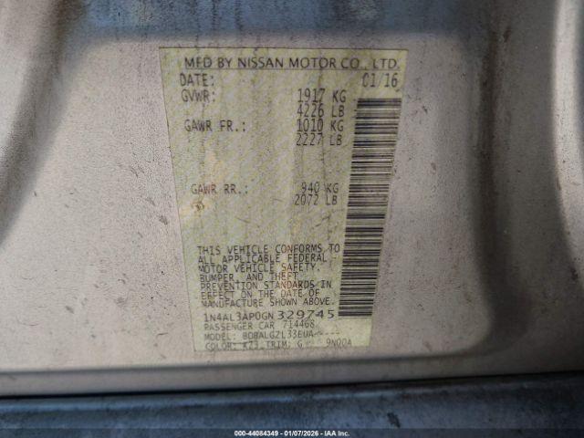 Nissan Altima Image 10