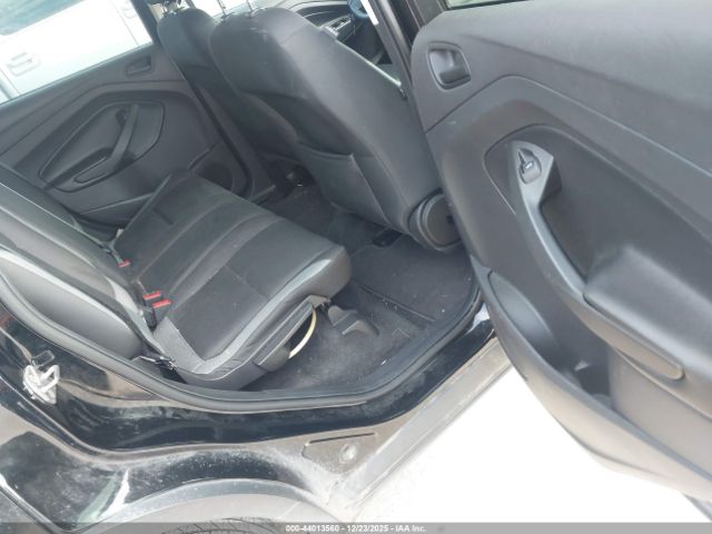 Ford Escape S Image 3