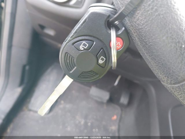 Ford Escape S Image 11