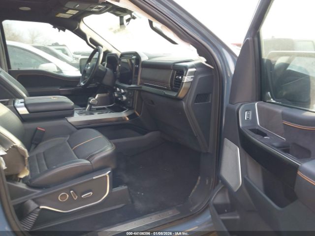 Ford F-150 Platinum Image 5