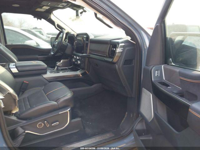 Ford F-150 Platinum Image 5