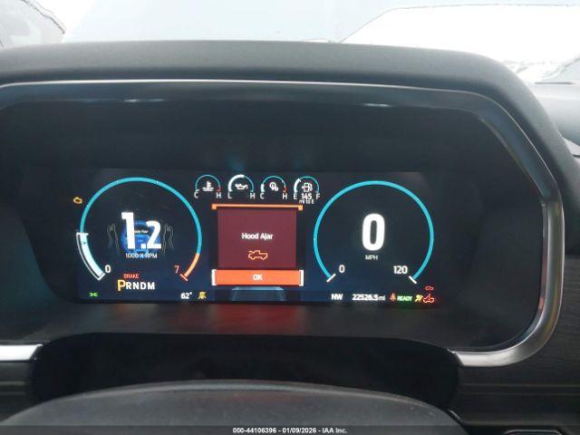 Ford F-150 Platinum Image 3