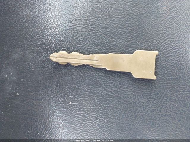 Chevrolet Silverado 2500 Image 11