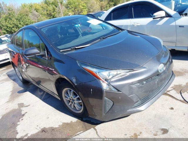  Salvage Toyota Prius