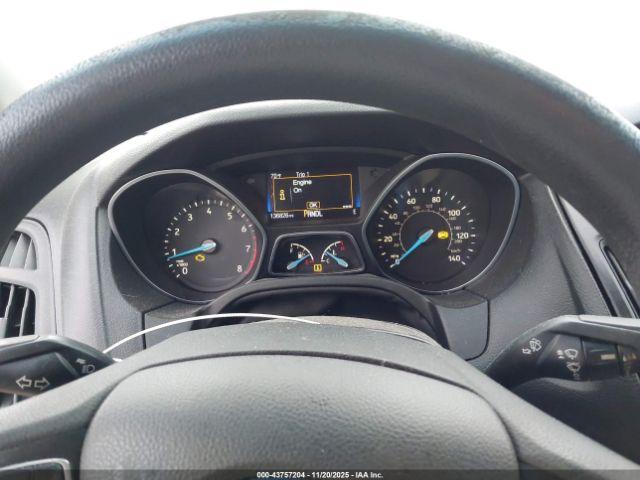 Ford Focus Se Image 9