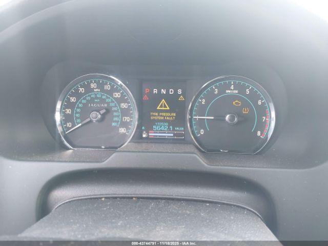 Jaguar XF I4 T Image 2