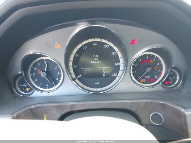 Mercedes-Benz E-Class Image 8