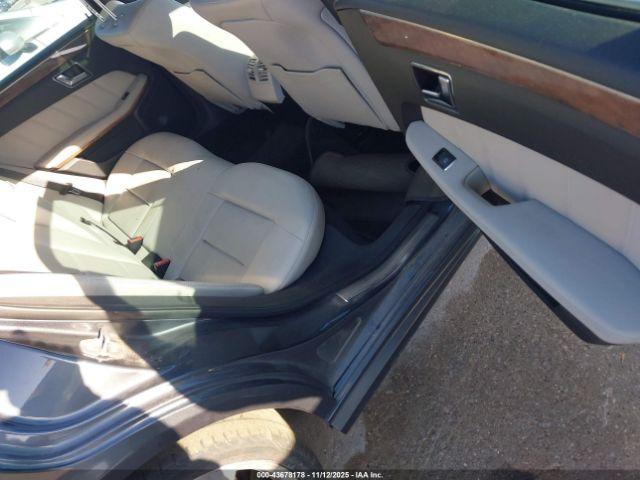 Mercedes-Benz E-Class Image 9