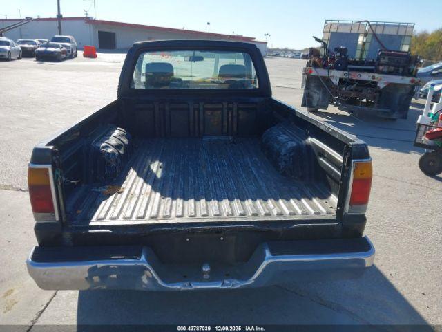 Mazda B Series Short Bed Image 9