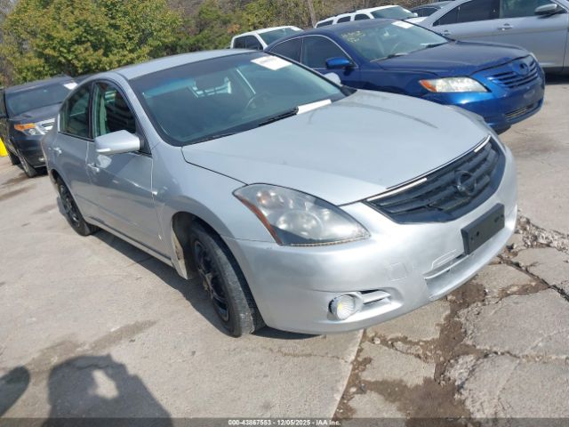 Nissan Altima 2.5 S Image 1