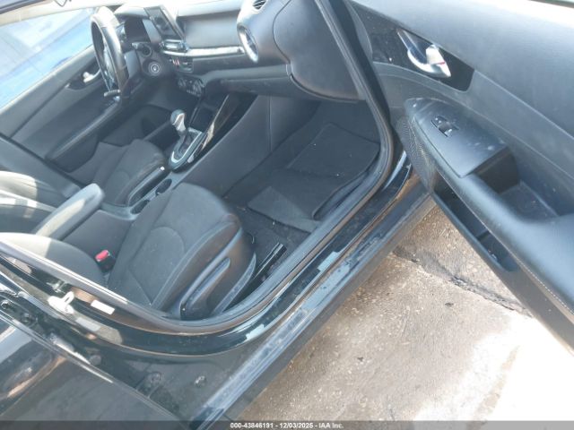 Kia Forte S Image 14