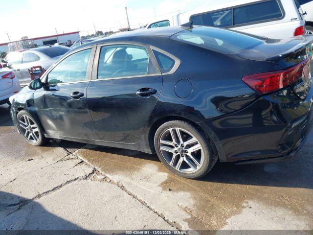 Kia Forte S Image 5