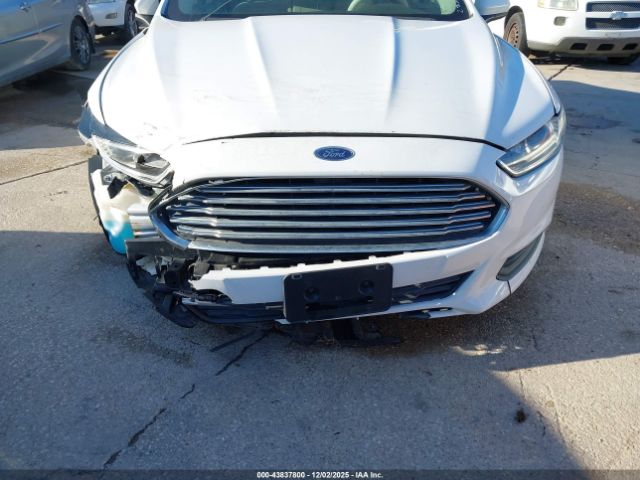 Ford Fusion S Image 11