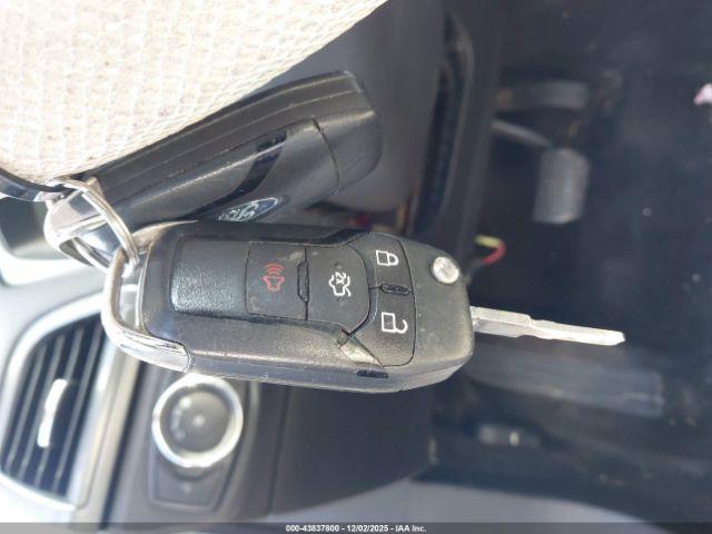 Ford Fusion S Image 7