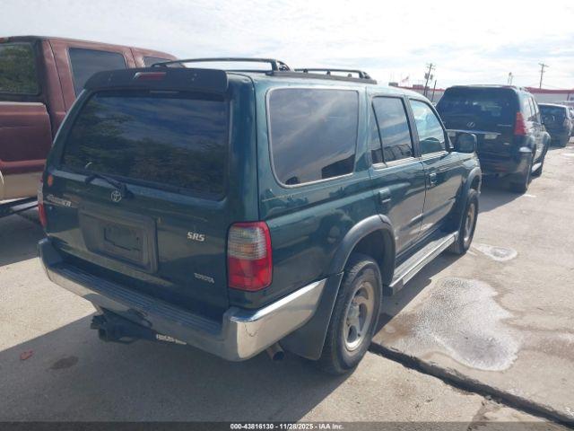 Toyota 4Runner Sr5 V6 Image 2