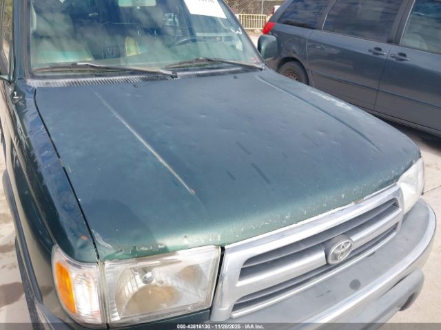 Toyota 4Runner Sr5 V6 Image 3