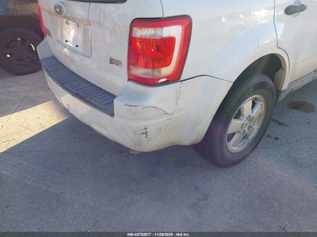 Ford Escape Xlt Image 8