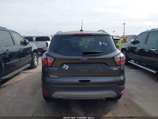 Ford Escape Titanium Image 8