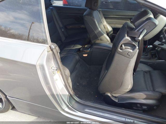 BMW 3 Series Image 12