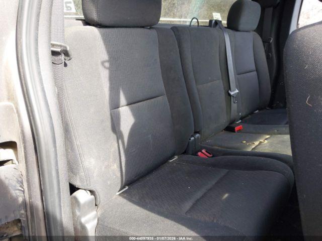 Chevrolet Silverado 1500 Lt Image 3