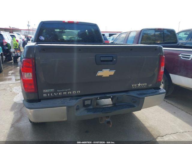 Chevrolet Silverado 1500 Lt Image 13