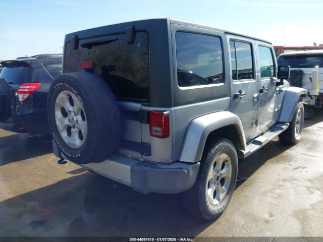 Jeep Wrangler Sahara Image 7