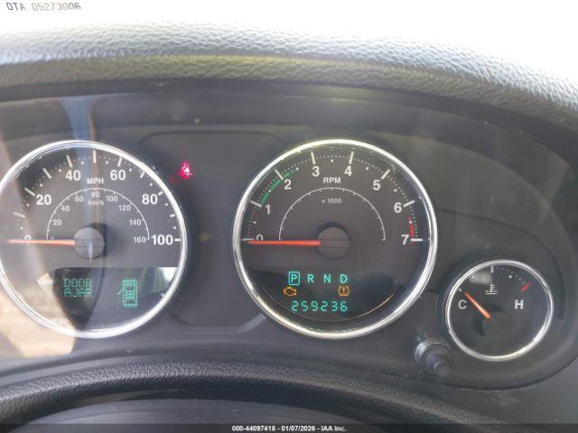 Jeep Wrangler Sahara Image 13