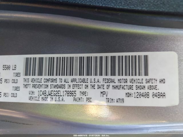 Jeep Wrangler Sahara Image 5