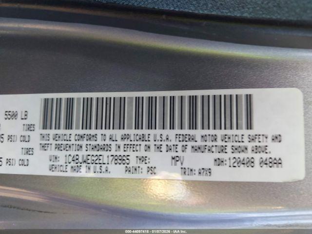 Jeep Wrangler Sahara Image 5