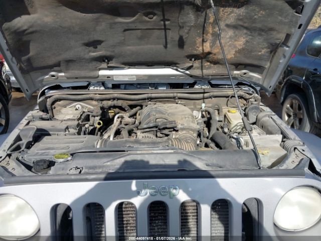 Jeep Wrangler Sahara Image 10