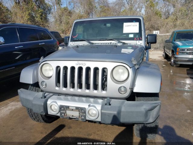 Jeep Wrangler Sahara Image 15