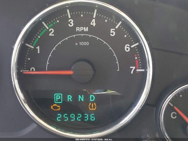 Jeep Wrangler Sahara Image 12